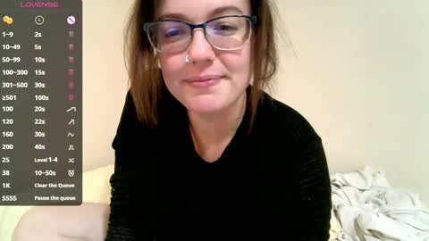Snapshot of lovemesomemoree chatting on 01-27-25, 10:06 Connie online show from 01-27-25, 10:06