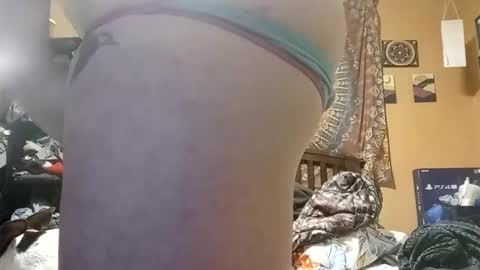 Snapshot of lovemymansstick chatting on 02-04-25, 01:23 lovemymansstick online show from 02-04-25, 01:23