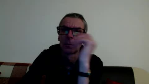 Snapshot of lovepvclate40s chatting on 12-14-25, 05:40 lovepvcearly50s online show from 12-14-25, 05:40