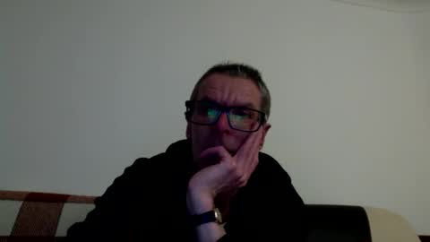 Snapshot of lovepvclate40s chatting on 12-16-25, 07:41 lovepvcearly50s online show from 12-16-25, 07:41