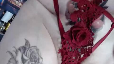 Snapshot of lover_mature2 chatting on 01-08-26, 12:35 Mature lover2 online show from 01-08-26, 12:35