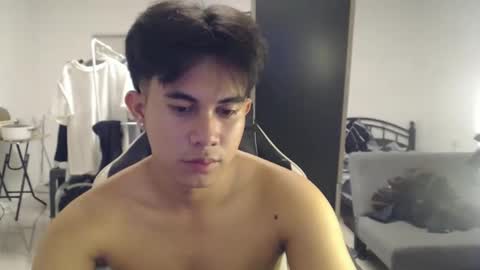 Snapshot of loverboyph04 chatting on 09-09-25, 07:02 loverboyph04 online show from 09-09-25, 07:02