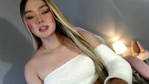 lovers moon22 online show from 12-12-24, 03:54