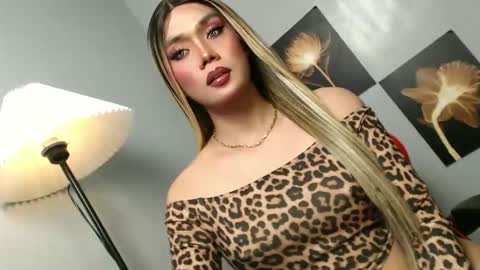 lovers moon22 online show from 12-01-25, 12:10