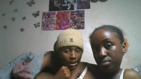 Snapshot of lovers_oncam chatting on 06-22-26, 12:46 RedJoy online show from 06-22-26, 12:46