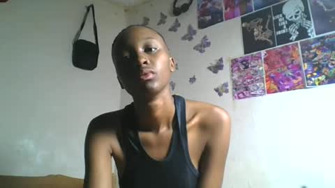 Snapshot of lovers_oncam chatting on 06-28-26, 04:51 RedJoy online show from 06-28-26, 04:51