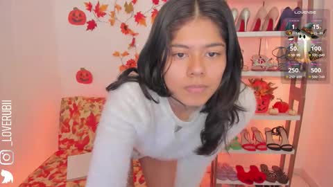 Snapshot of loverubii chatting on 10-23-25, 08:46 loverubii online show from 10-23-25, 08:46