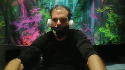 Snapshot of lovesexyfun15555 chatting on 03-01-26, 01:40 lovesexyfun15555 online show from 03-01-26, 01:40