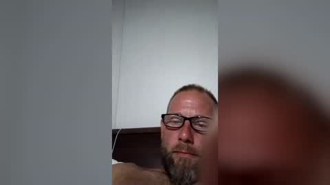 loveshead07 online show from 06-19-26, 01:32