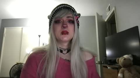 Snapshot of lovesickcassie chatting on 05-12-26, 10:40 lovesickcassie online show from 05-12-26, 10:40