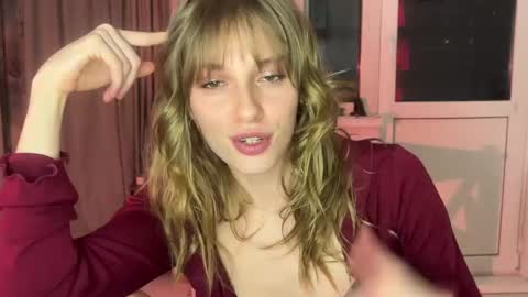 Snapshot of lovesstation chatting on 02-07-25, 09:26 lovesstation online show from 02-07-25, 09:26