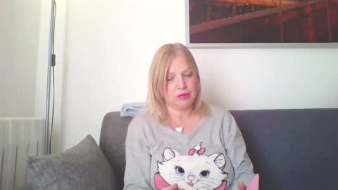 Marlyn online show from 01-30-25, 12:59