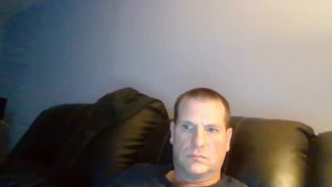 lovetocum37 online show from 02-05-25, 04:37