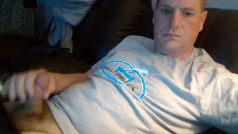 lovetocum37 online show from 03-11-25, 02:21