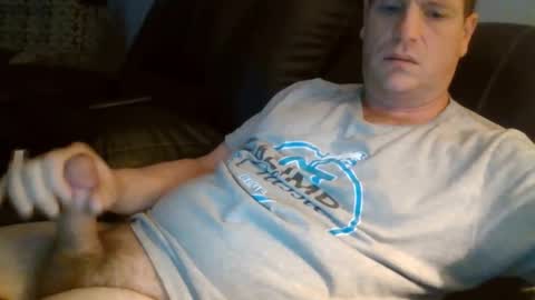 lovetocum37 online show from 02-04-26, 07:42