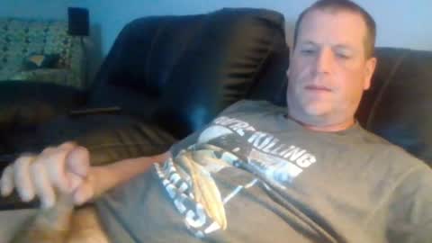 lovetocum37 online show from 05-11-26, 12:05