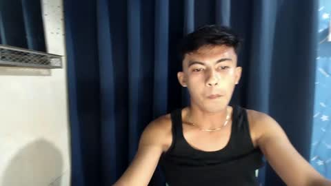 Snapshot of lovetosuckxox chatting on 02-10-25, 12:18 lovetosuckxox online show from 02-10-25, 12:18