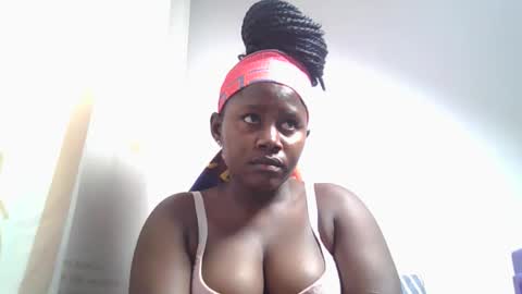 lovie_paula online show from 10-26-25, 02:12