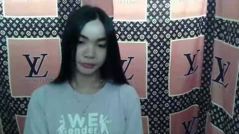 loving_rhean online show from 12-04-25, 02:10