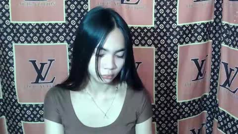 loving_rhean online show from 12-14-25, 12:16