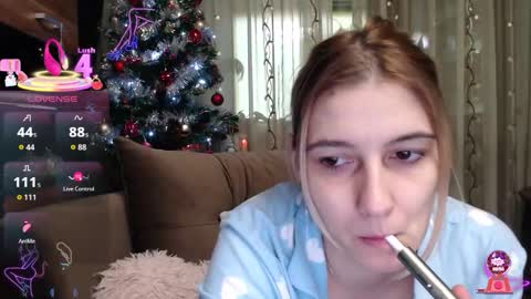 Antonia online show from 12-22-25, 07:38