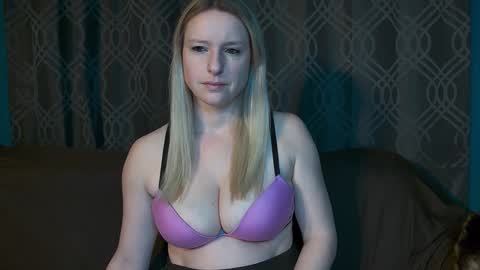 Summer online show from 02-17-26, 02:52