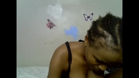 Snapshot of lovly_lastborn1 chatting on 05-12-26, 06:49 lovly_lastborn1 online show from 05-12-26, 06:49