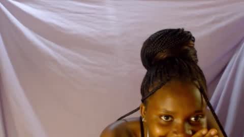 Snapshot of loyalcutick chatting on 01-10-25, 07:35 loyalcutic online show from 01-10-25, 07:35