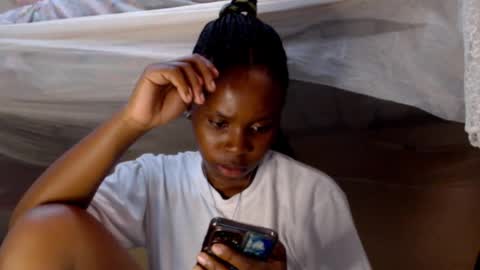 Snapshot of loyalcutick chatting on 01-24-25, 07:08 loyalcutic online show from 01-24-25, 07:08