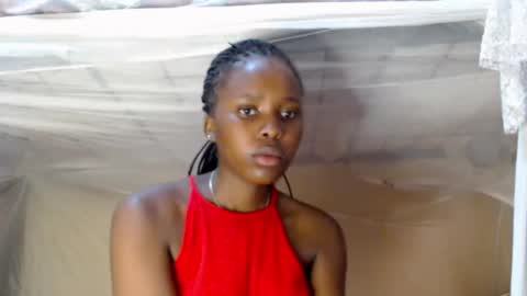 Snapshot of loyalcutick chatting on 01-25-25, 08:00 loyalcutic online show from 01-25-25, 08:00