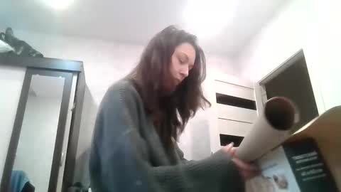 Lu krecia online show from 12-23-24, 11:47