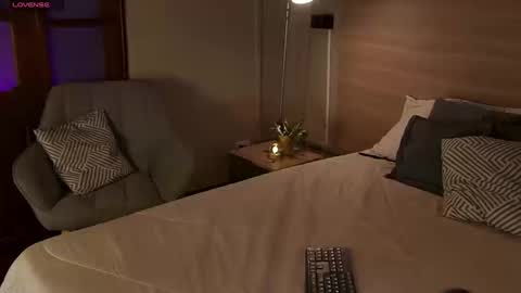  ---Goys incredible photographs online show from 03-13-26, 01:07