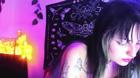 Jenn online show from 07-01-26, 03:41