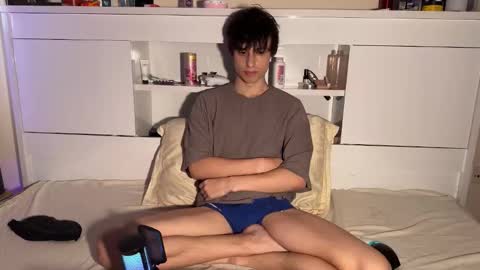 luan online show from 09-24-25, 03:32