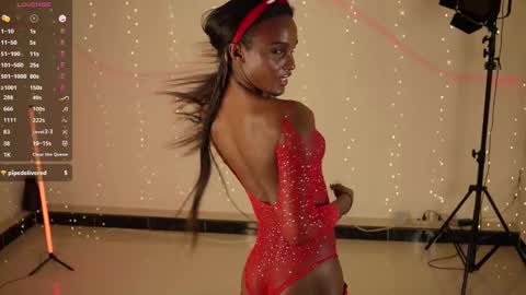 Snapshot of luanarisque chatting on 02-26-25, 02:15 IG luana orq online show from 02-26-25, 02:15