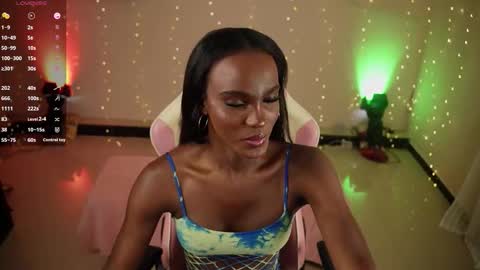 Snapshot of luanarisque chatting on 10-22-25, 04:13 IG luana orq online show from 10-22-25, 04:13