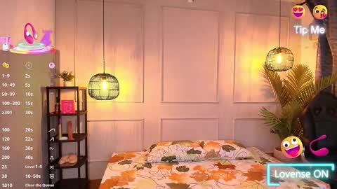 lUAN online show from 02-24-26, 12:03