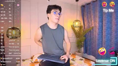 lUAN online show from 03-21-26, 11:37