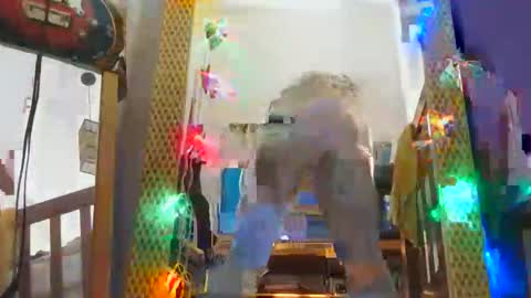 Snapshot of luanna837 chatting on 11-23-25, 01:44 luanna837 online show from 11-23-25, 01:44