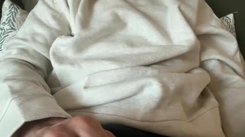 luca1010101010 online show from 10-09-25, 03:10