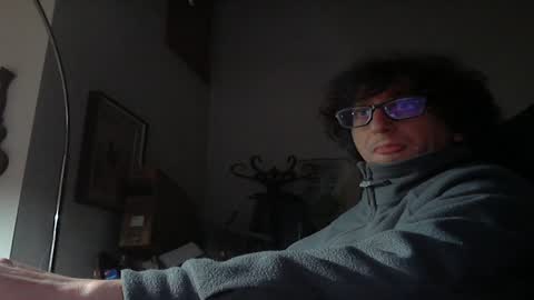 Snapshot of luca78_78 chatting on 12-01-24, 04:29 luca78 online show from 12-01-24, 04:29