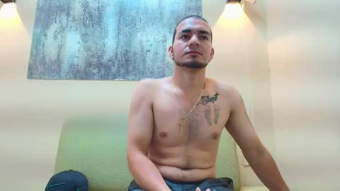 Snapshot of luca_kingg chatting on 02-23-26, 10:51 Luca online show from 02-23-26, 10:51