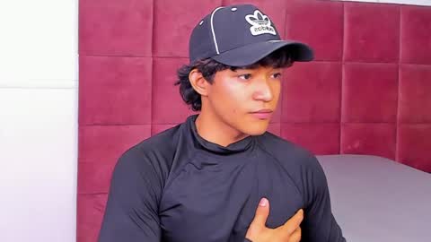 Snapshot of luca_mashle chatting on 06-04-26, 02:39 luca_mashle online show from 06-04-26, 02:39