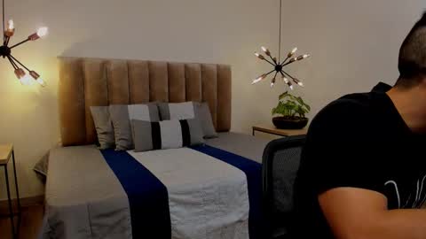 luca_morettii online show from 09-09-25, 12:15