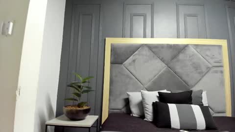 luca_morettii online show from 11-15-25, 12:13