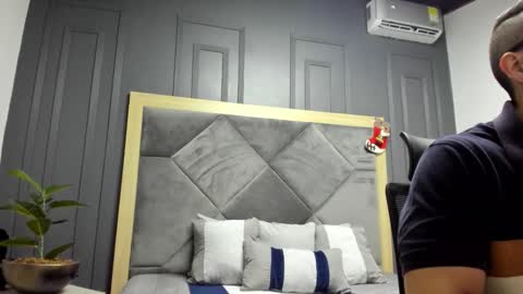 luca_morettii online show from 01-07-26, 12:18