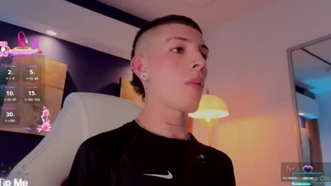 Luca  online show from 04-08-26, 03:39