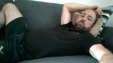 Snapshot of lucabeech88 chatting on 06-25-26, 11:15 Luca online show from 06-25-26, 11:15