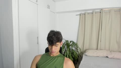 Snapshot of lucacosta19 chatting on 05-03-26, 11:49 lucacosta19 online show from 05-03-26, 11:49