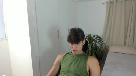 Snapshot of lucacosta19 chatting on 05-05-26, 09:12 lucacosta19 online show from 05-05-26, 09:12